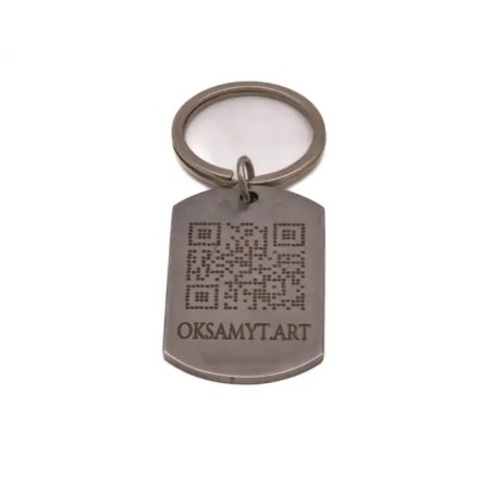 Placa para perro con código QR grabado en metal y diseño rectangular