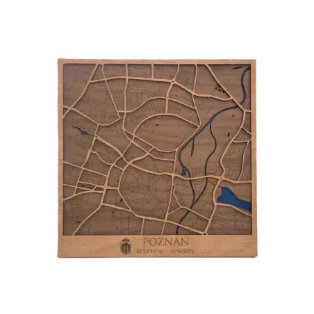 Mapa de Poznań en madera con diseño urbano en relieve